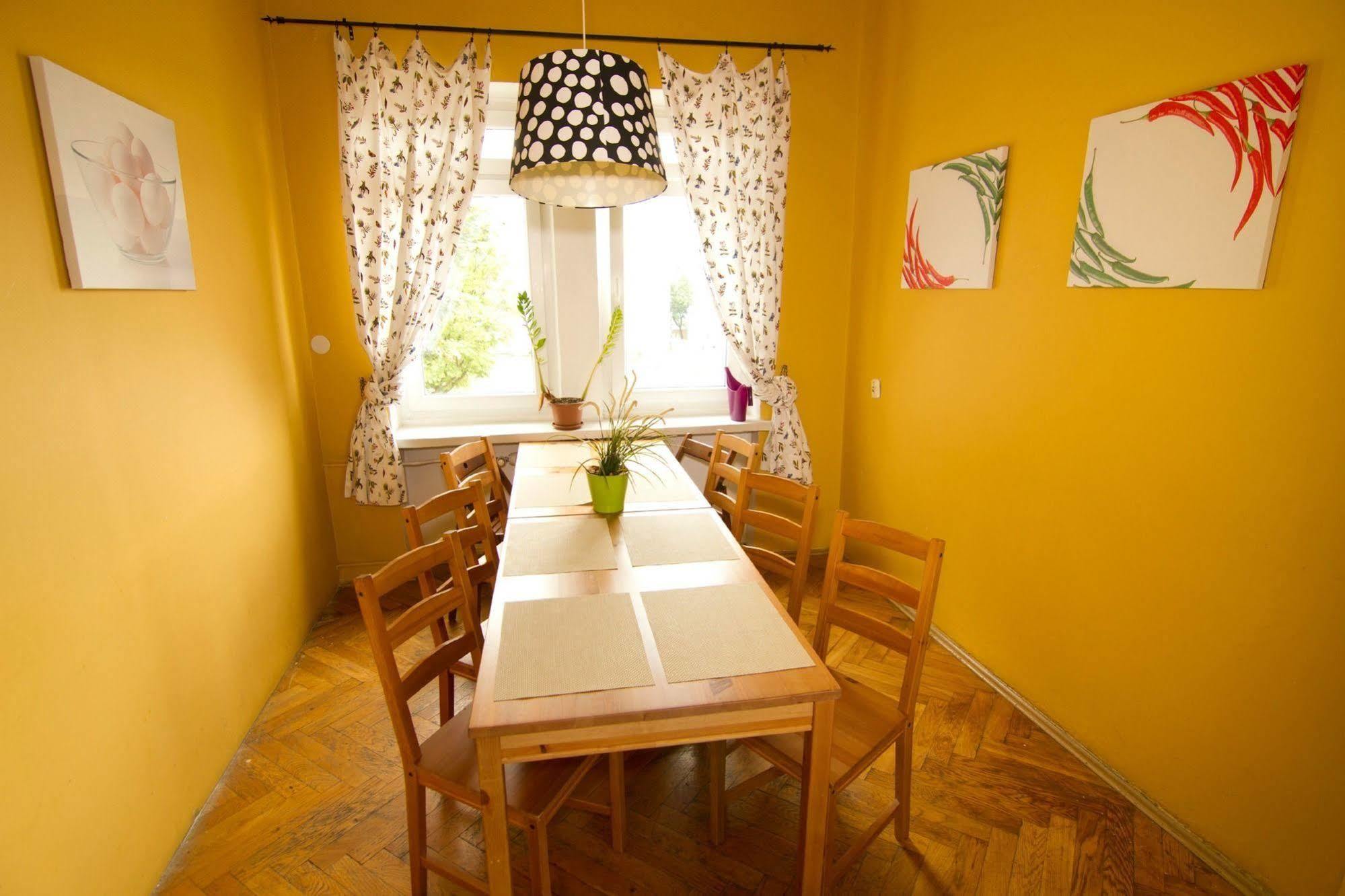 Cinnamon Hostel Wrocław Eksteriør billede